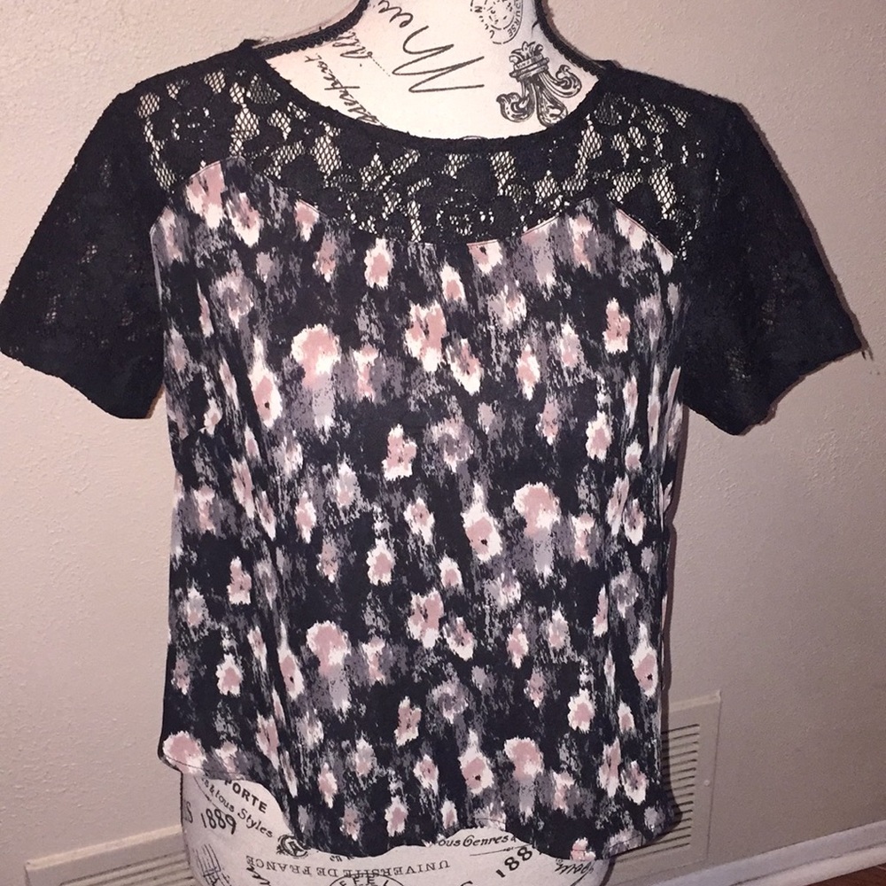 Lush print blouse with lace size medium